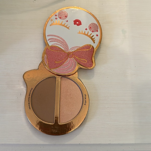 TOO FACES HIGHLIGHT/BRONZER DUO - NEVER USED - Picture 3 of 3